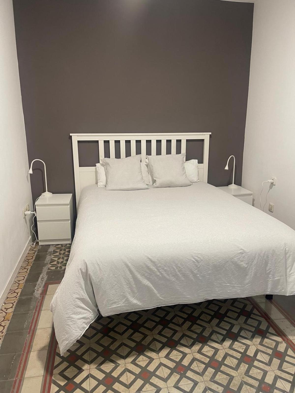 Urban Center Apartments تاراغونا الغرفة الصورة